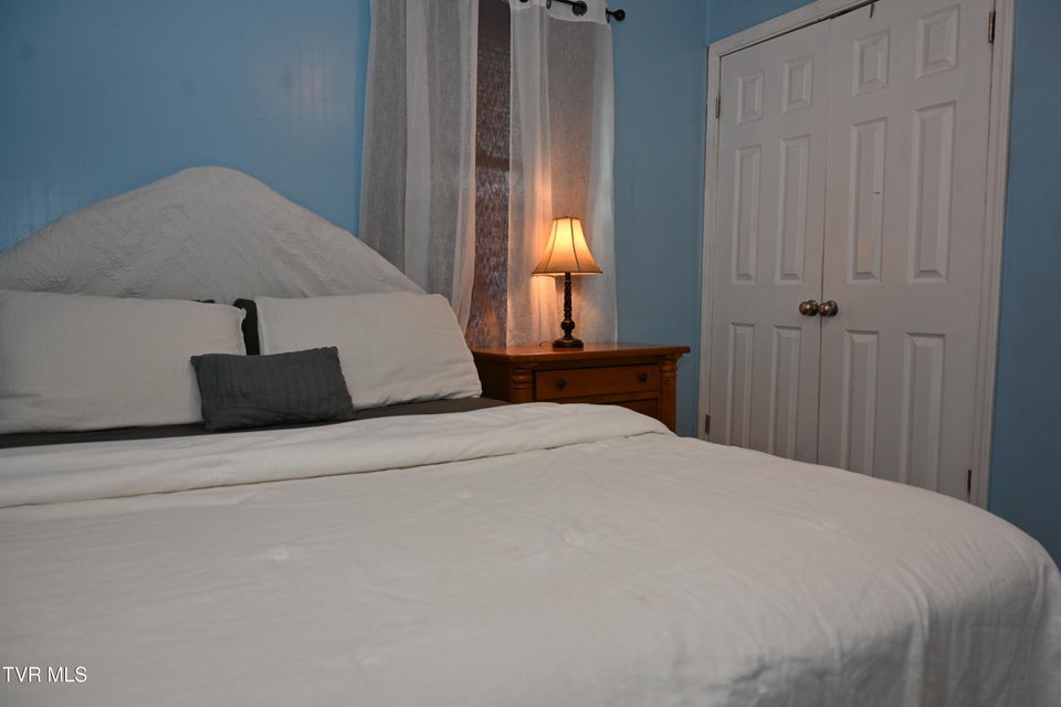 Photo #25: 2165 Steadman Street