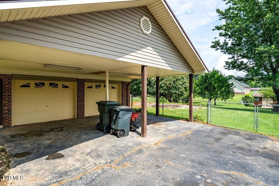 Photo #66: 2122 Hillcrest Drive