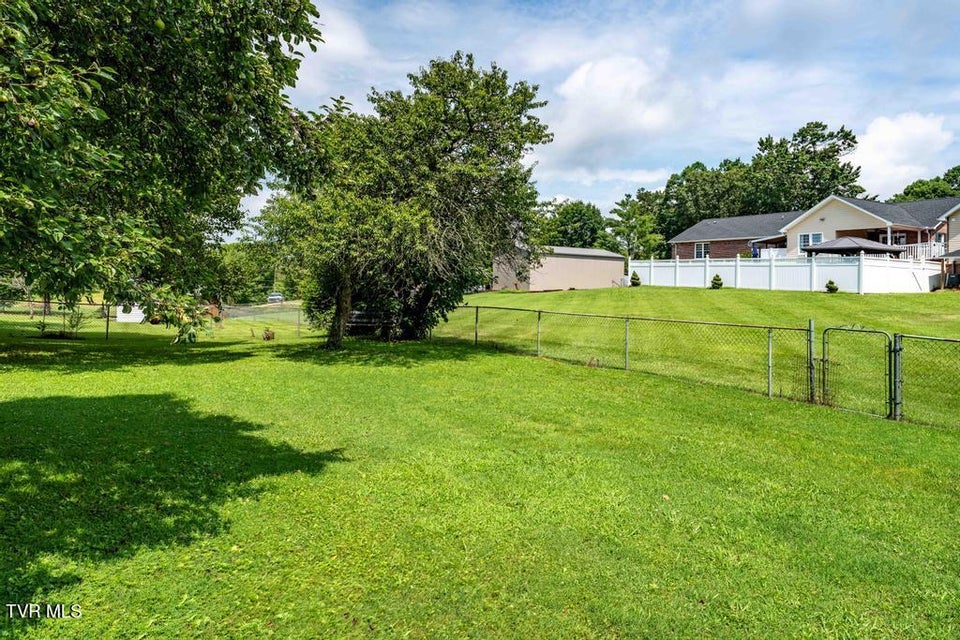 Photo #72: 2122 Hillcrest Drive