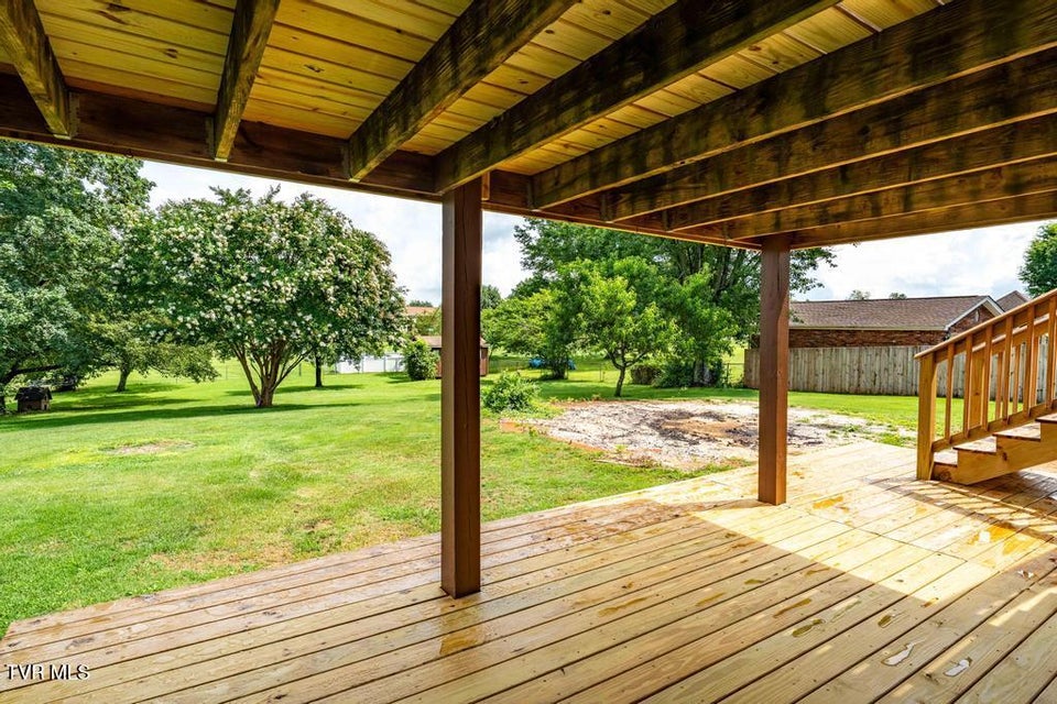 Photo #80: 2122 Hillcrest Drive