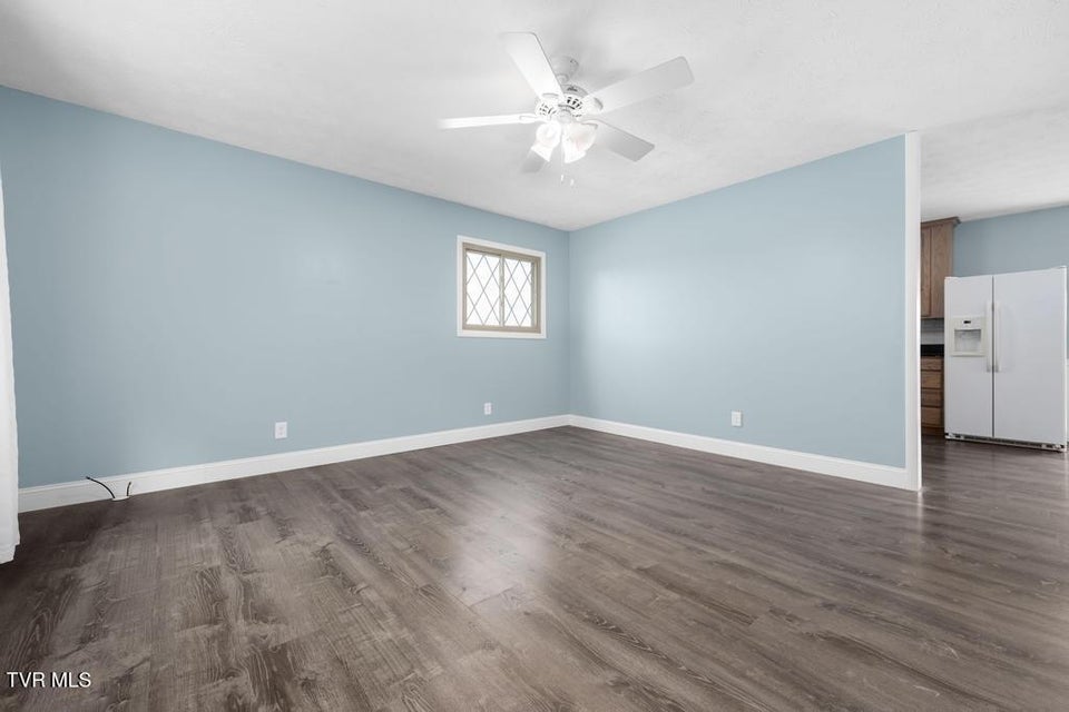 Photo #12: 2122 Hillcrest Drive