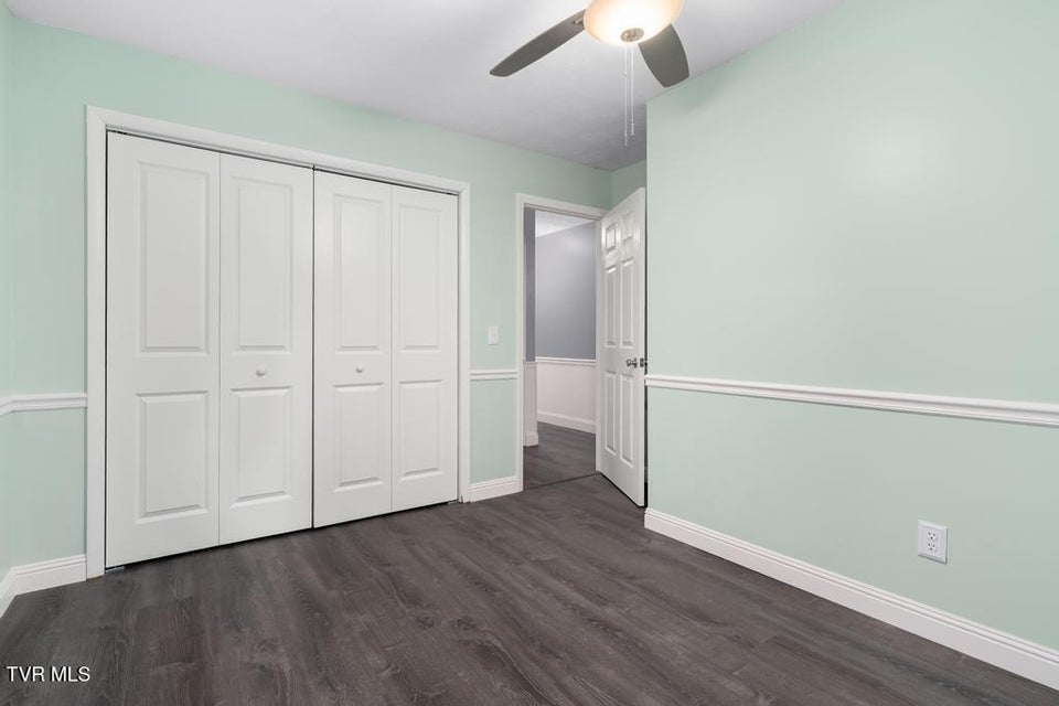 Photo #25: 2122 Hillcrest Drive
