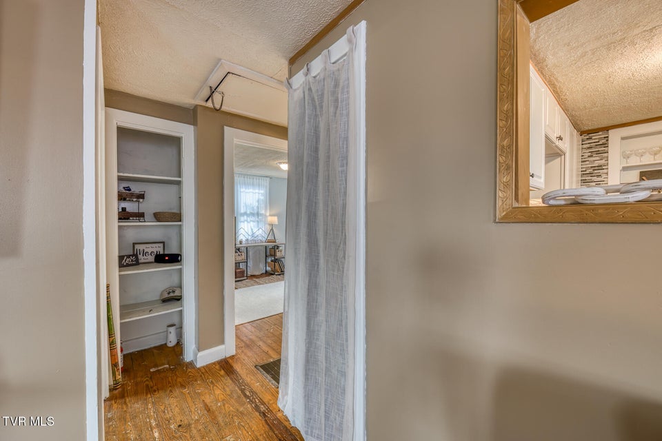 Photo #13: 1409 Newton Street
