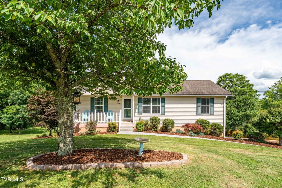 Photo #2: 1306 Greenlee Drive