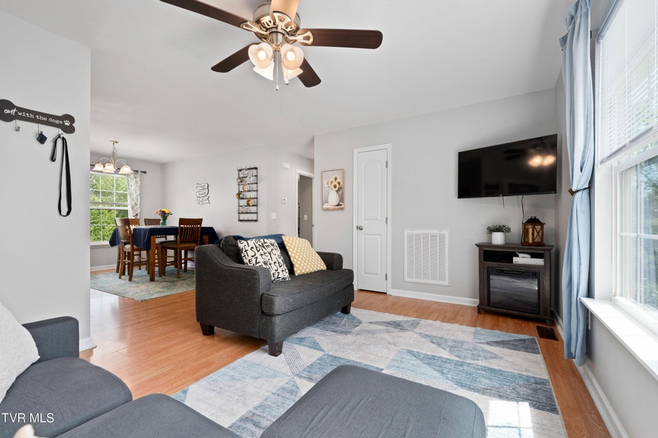 Photo #7: 1306 Greenlee Drive