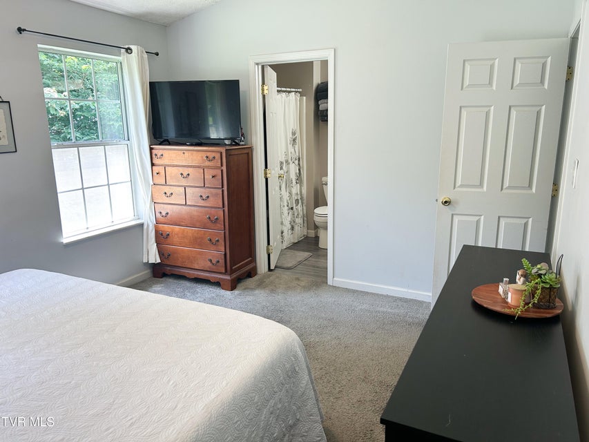 Photo #15: 1032 Sugar Creek Lane