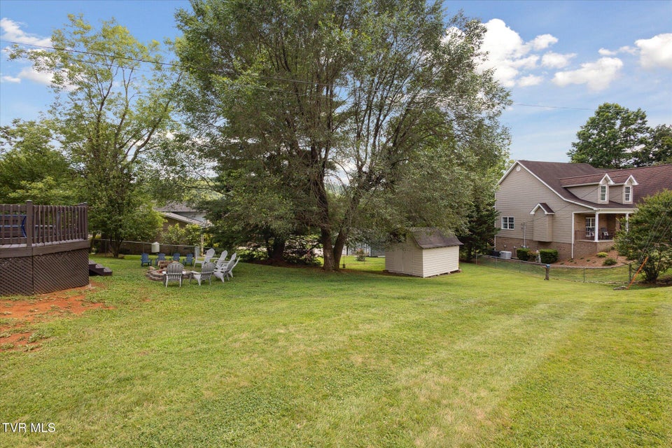 Photo #37: 4404 Stillwood Avenue