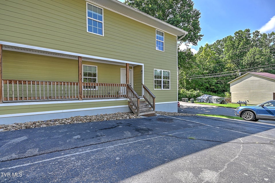 Photo #4: 660 Jena Beth Drive