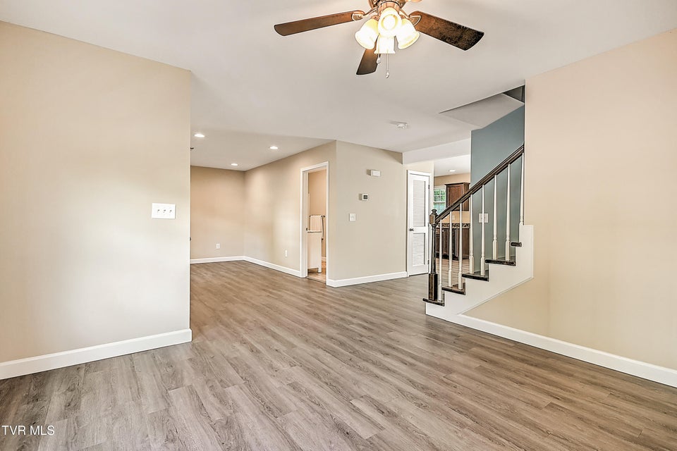 Photo #12: 660 Jena Beth Drive