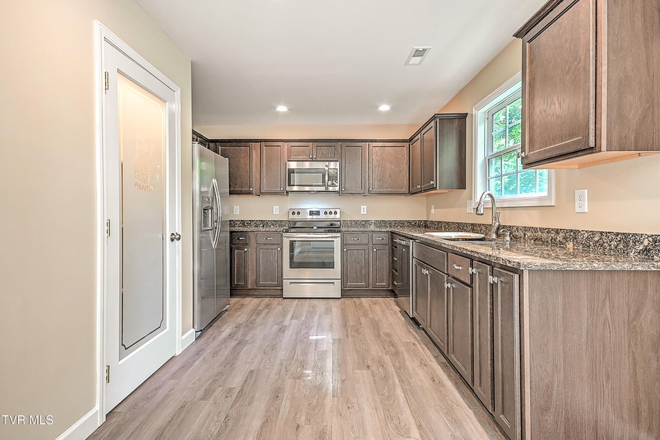 Photo #22: 660 Jena Beth Drive