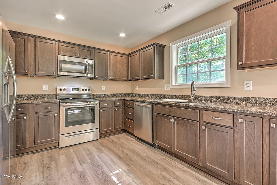 Photo #25: 660 Jena Beth Drive