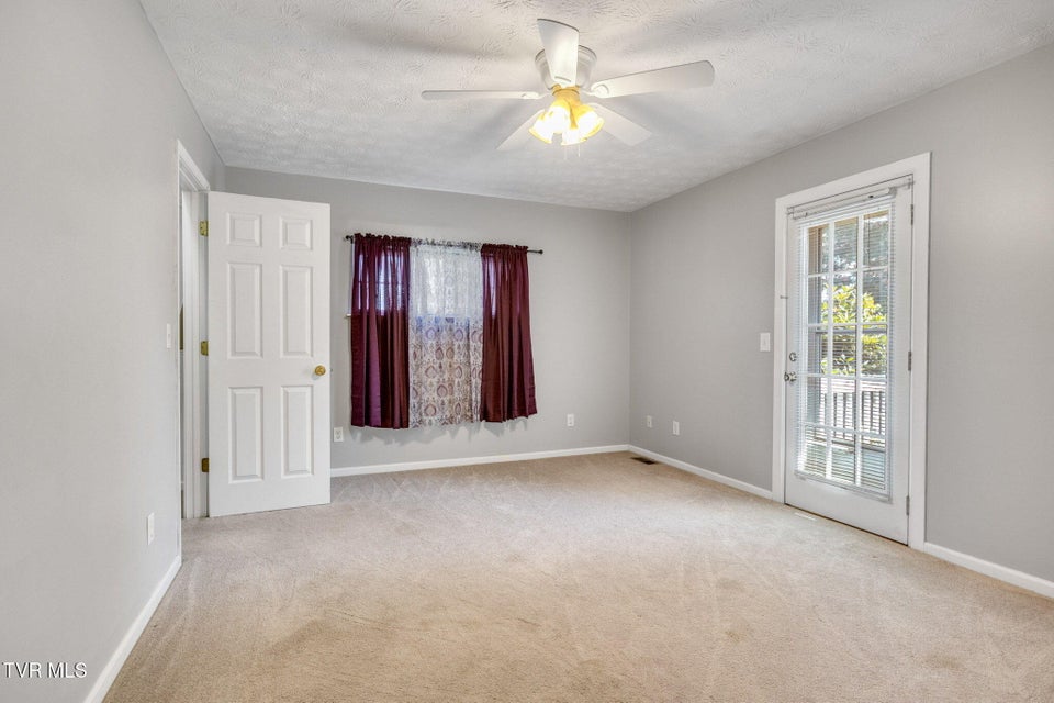 Photo #21: 115 Wayland Drive