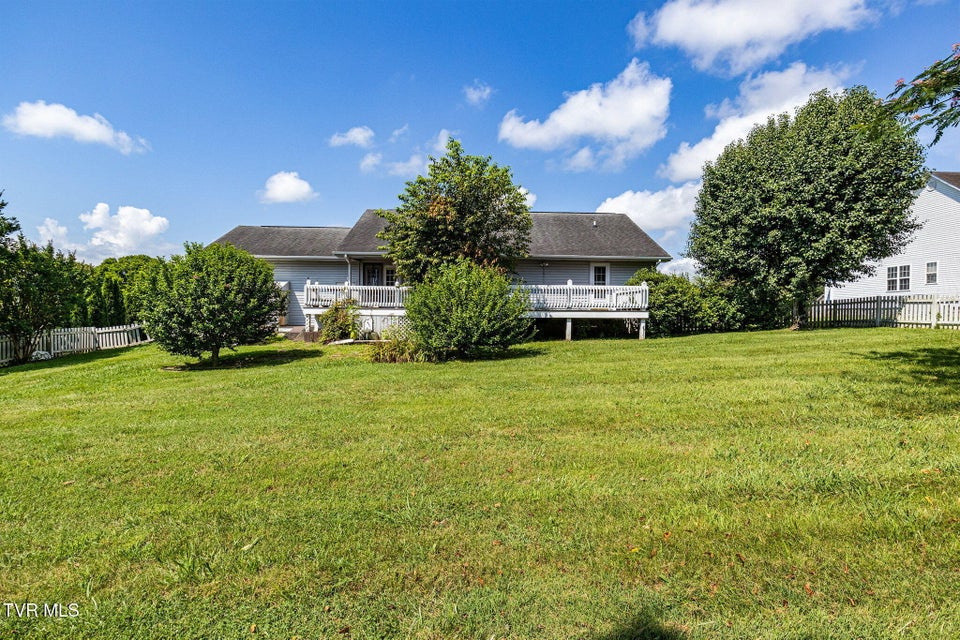 Photo #27: 115 Wayland Drive