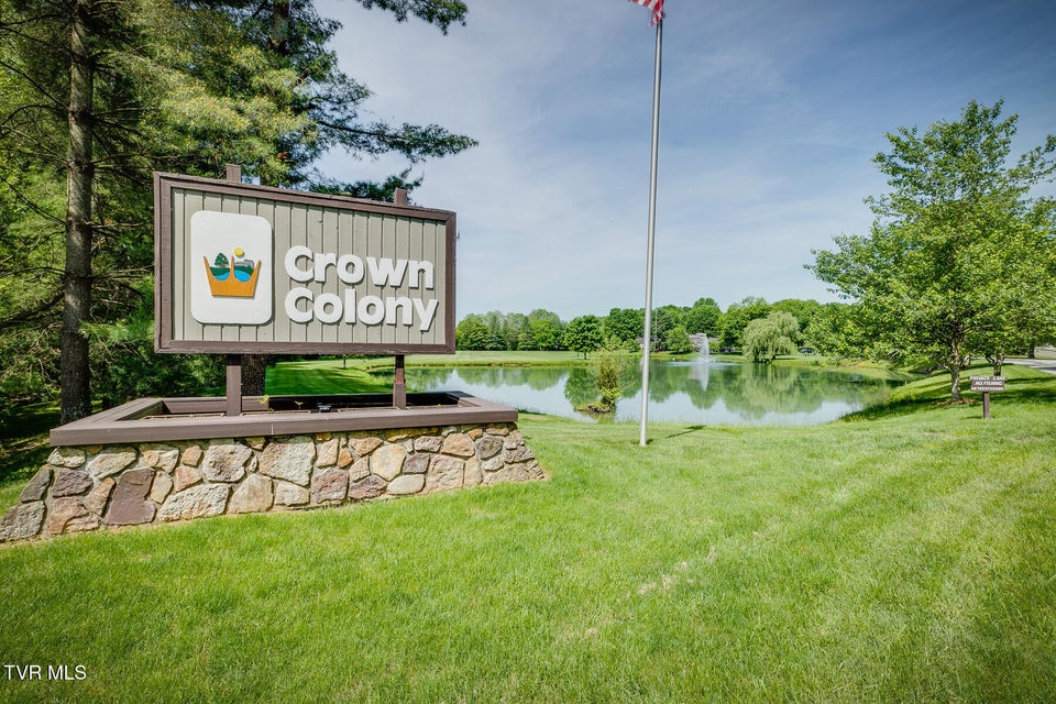 Photo #53: 13 Crown Circle