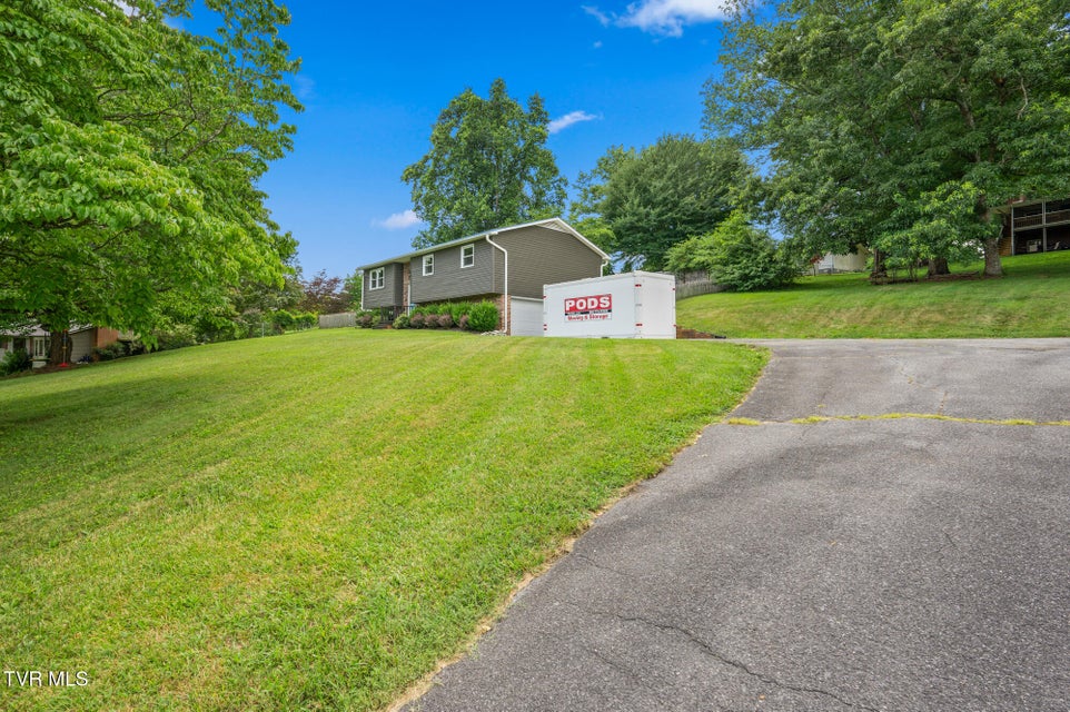 Photo #3: 3020 Ridgemont Circle