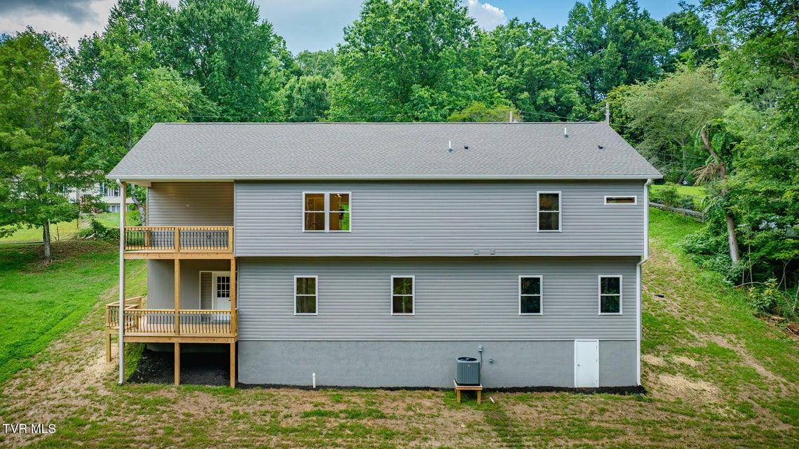 Photo #43: 129 Stratton Place