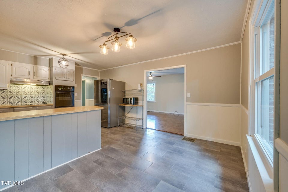 Photo #10: 3513 Crest Road