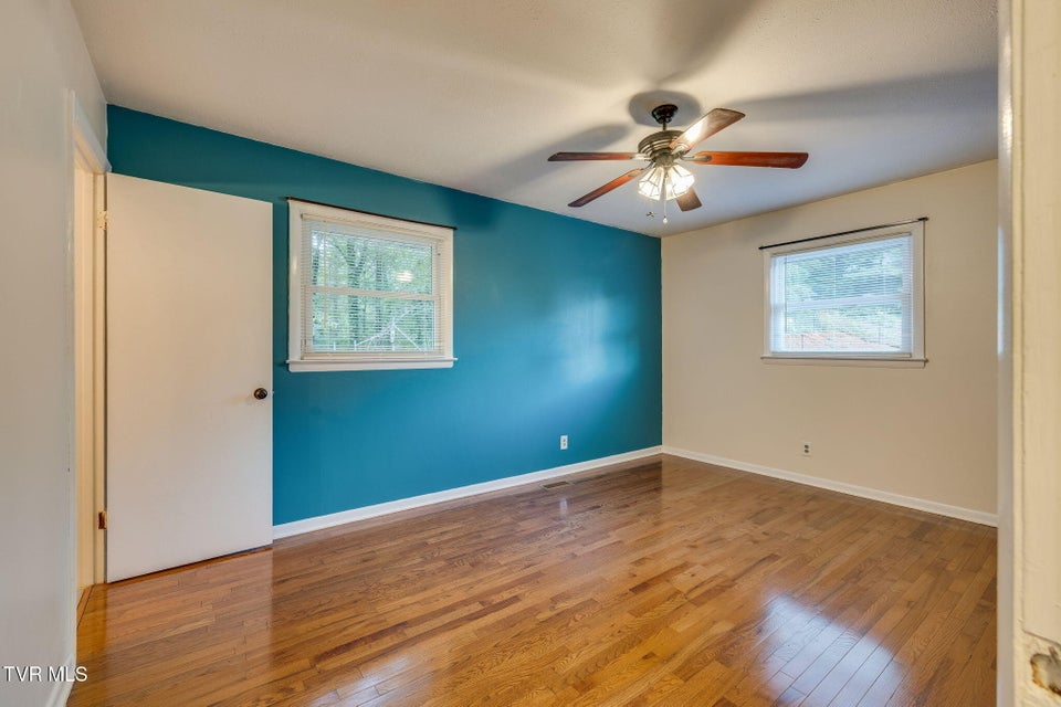 Photo #15: 3513 Crest Road