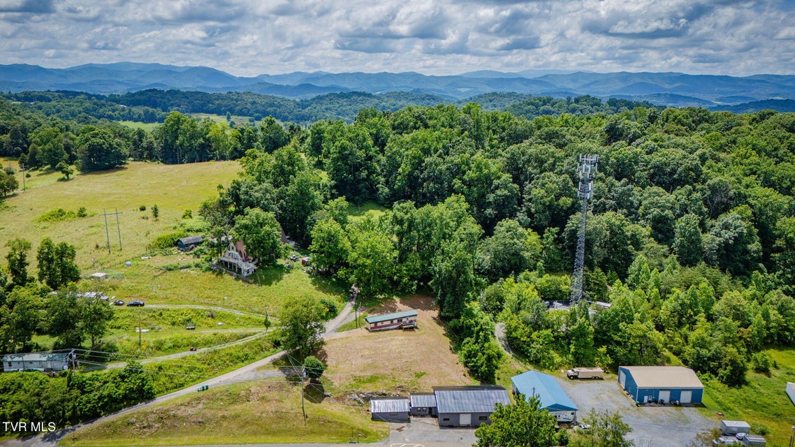 Photo #26: 899 -901 Watauga Road