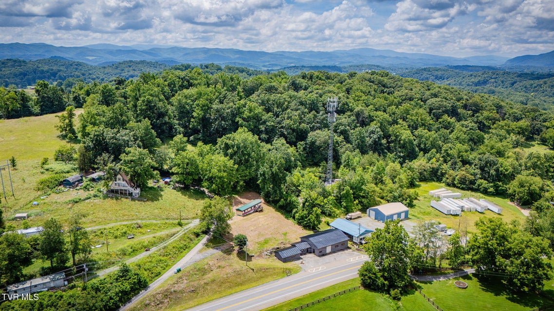 Photo #30: 899 -901 Watauga Road