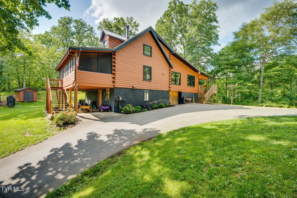 Photo #4: 165 Hawks Nest Lane