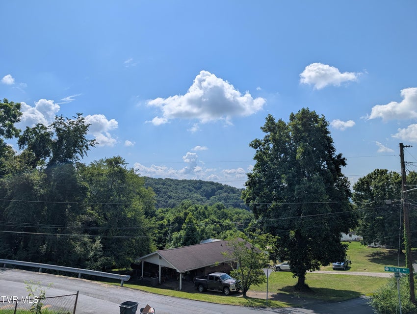 Photo #20: 900 Tip Top Avenue