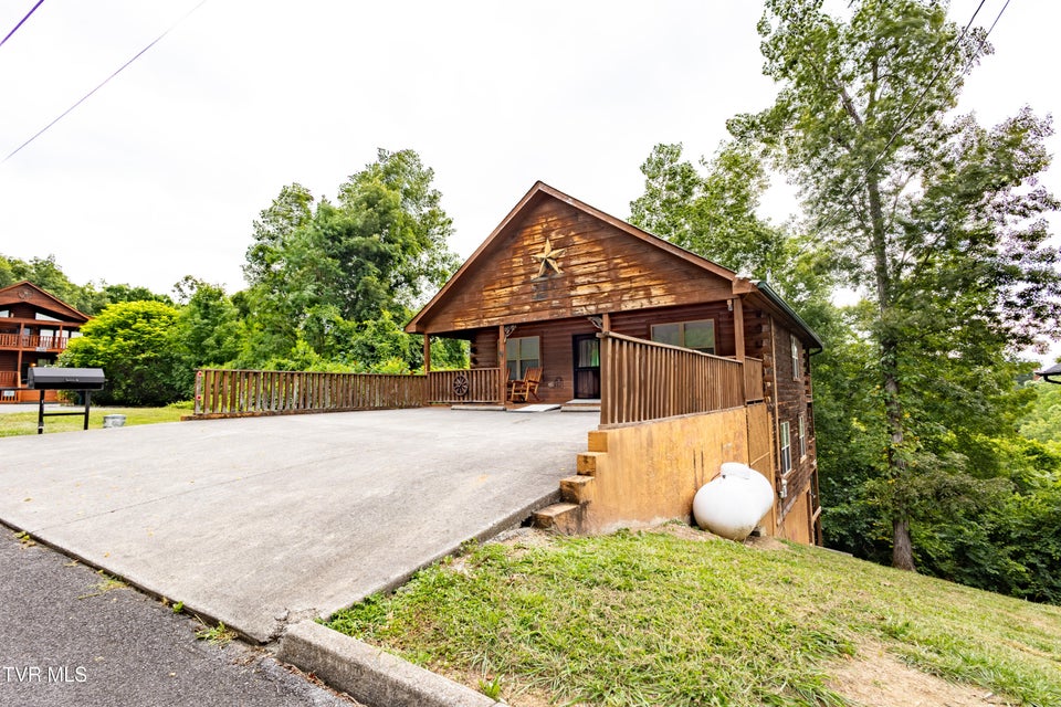 Photo #21: 440 Oak Sky Way