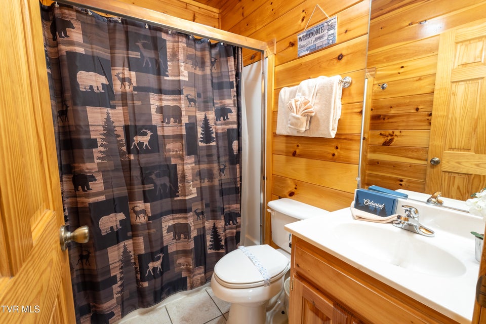 Photo #9: 440 Oak Sky Way