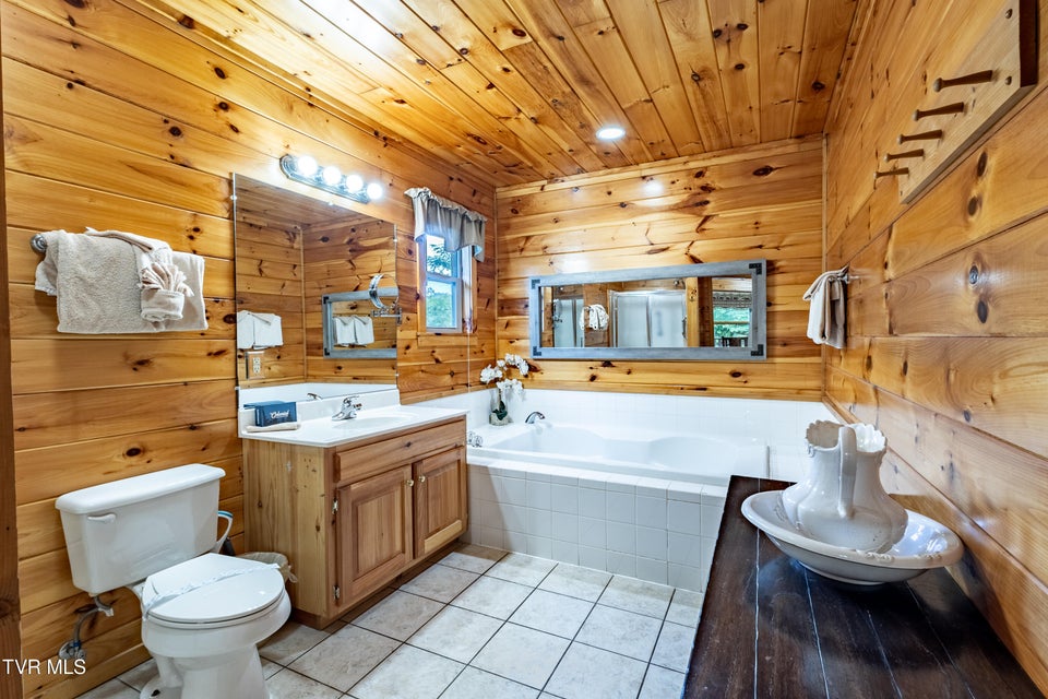 Photo #12: 440 Oak Sky Way