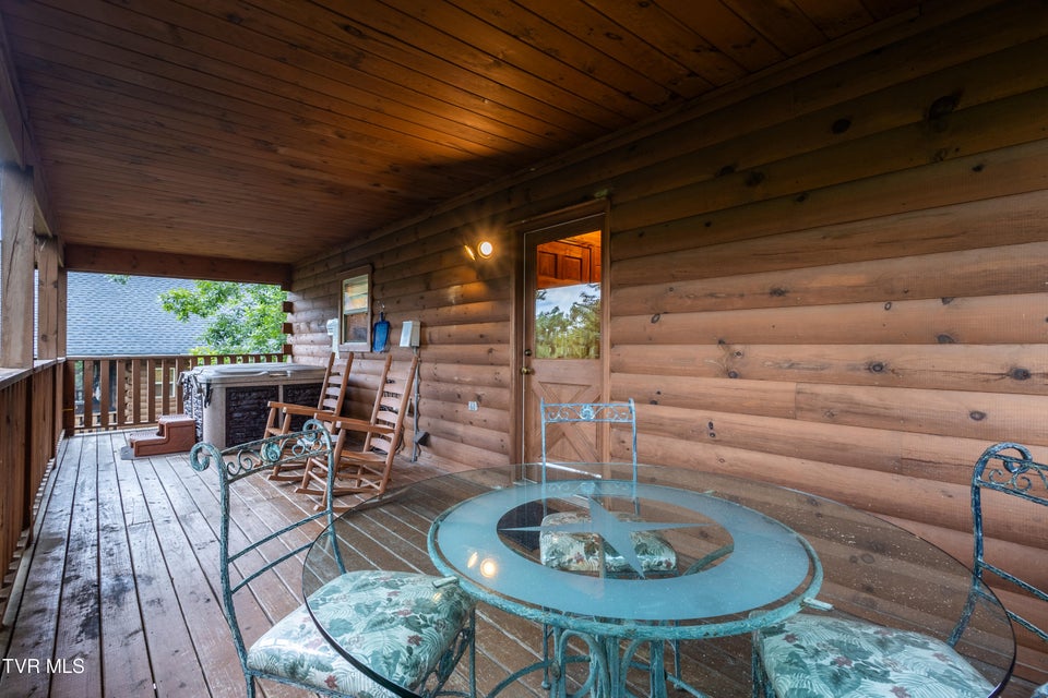 Photo #17: 440 Oak Sky Way