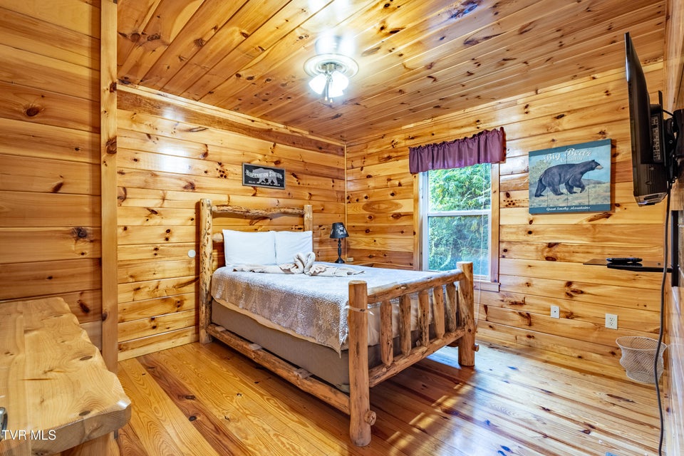 Photo #13: 440 Oak Sky Way