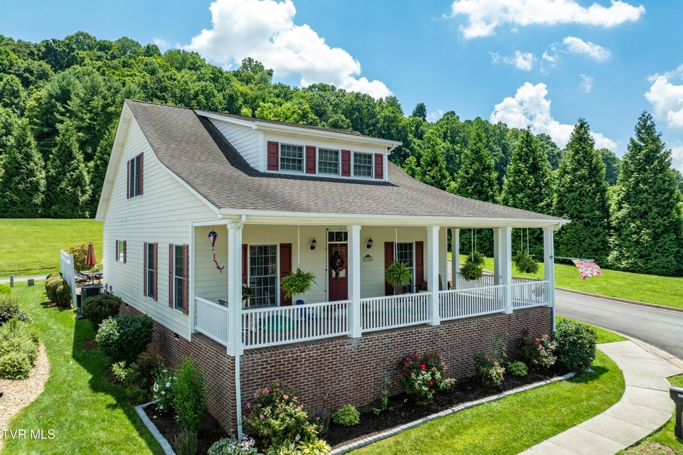 Photo #2: 12616 Chesterfield Lane