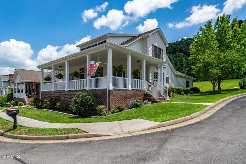 Photo #10: 12616 Chesterfield Lane