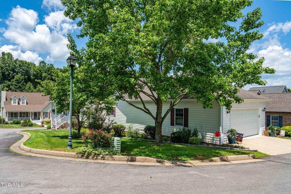 Photo #26: 12616 Chesterfield Lane