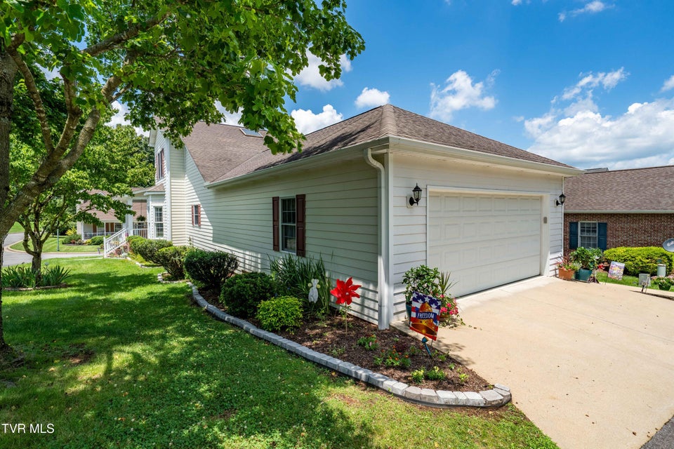 Photo #27: 12616 Chesterfield Lane