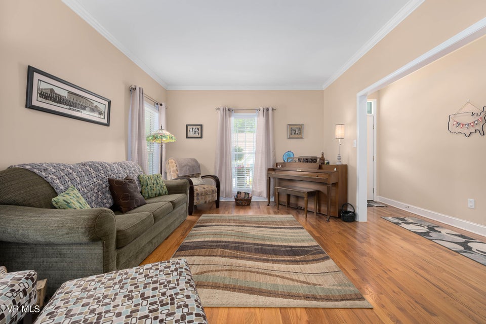 Photo #37: 12616 Chesterfield Lane