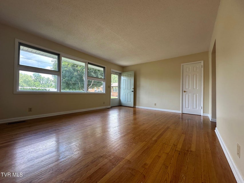 Photo #5: 2613 Rockwell Place
