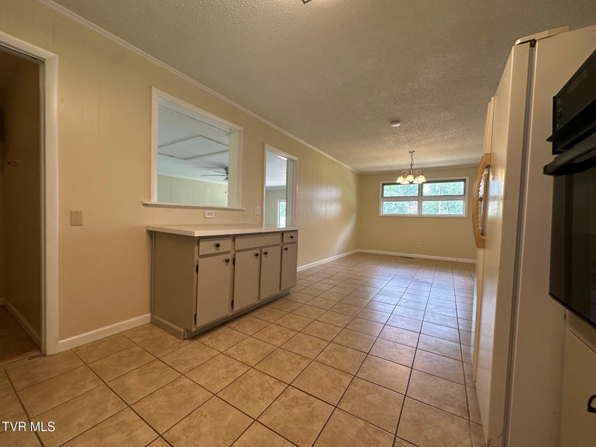 Photo #7: 2613 Rockwell Place