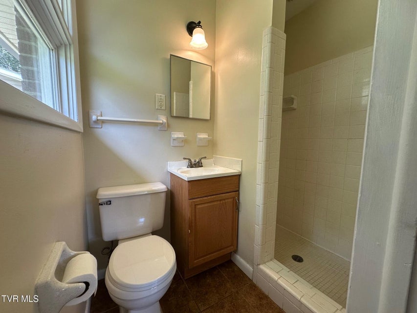 Photo #24: 2613 Rockwell Place