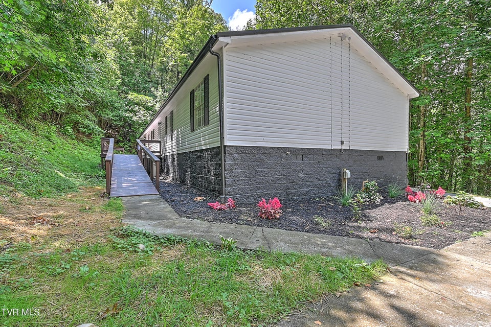 Photo #3: 132 Dogwood Lane