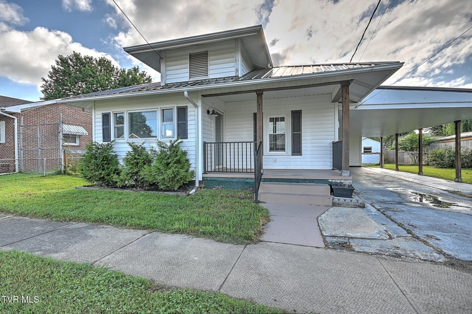 Photo #5: 810 Roan Street