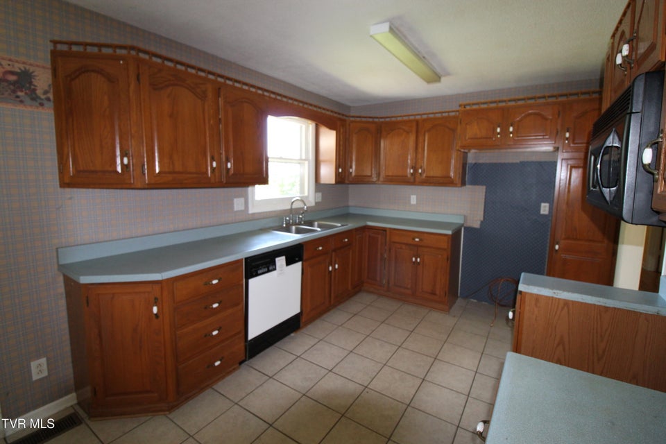 Photo #3: 288 Hicks Road