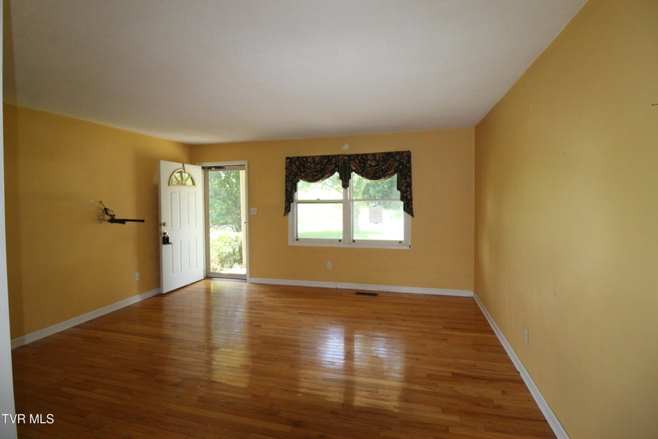 Photo #6: 288 Hicks Road