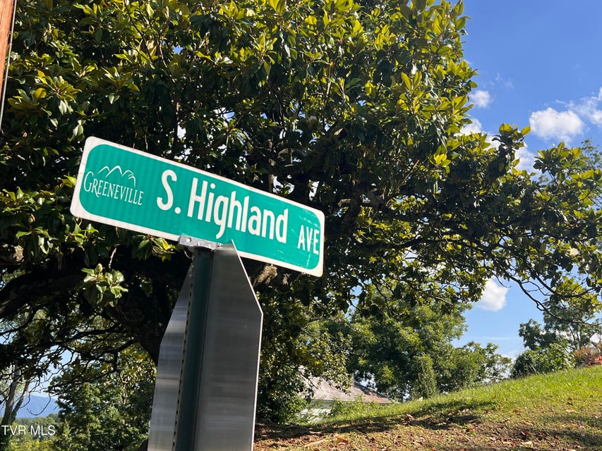 Photo #45: 124 Highland Avenue