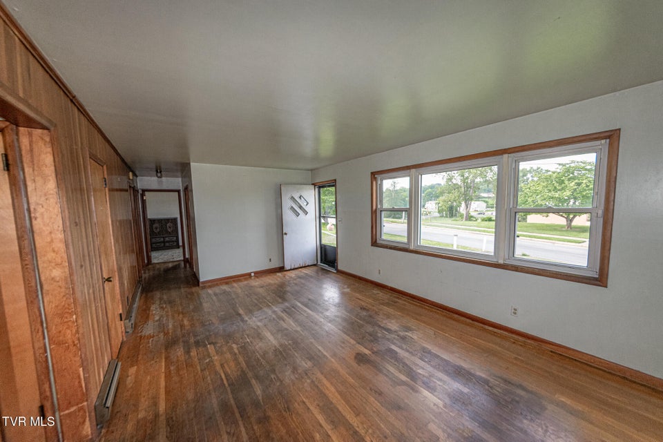 Photo #8: 615 Wendover Drive