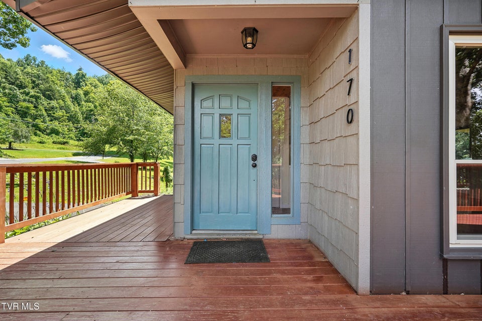 Photo #8: 170 Diana Avenue