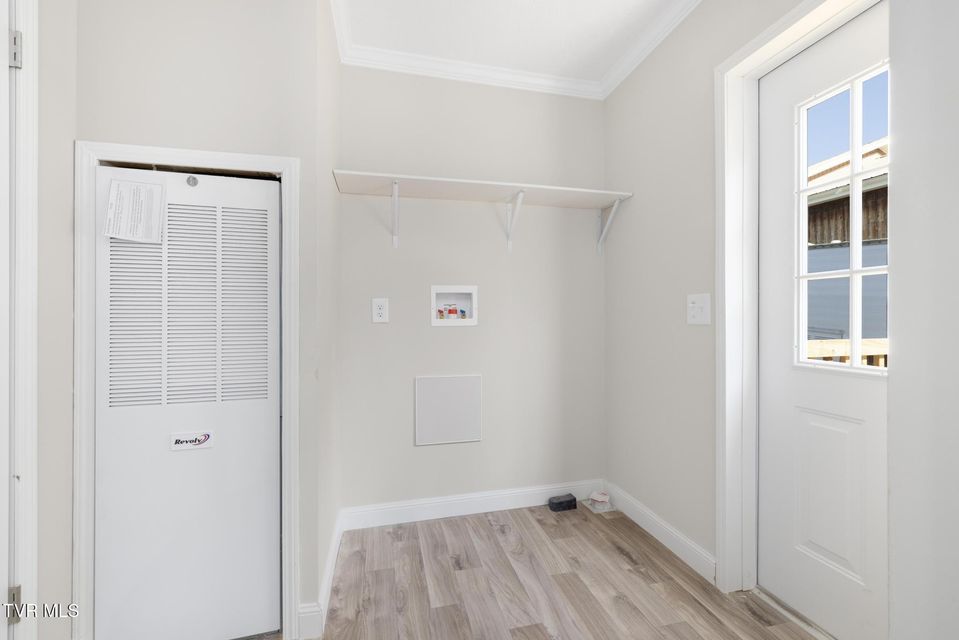 Photo #19: 1024 Walnut Avenue