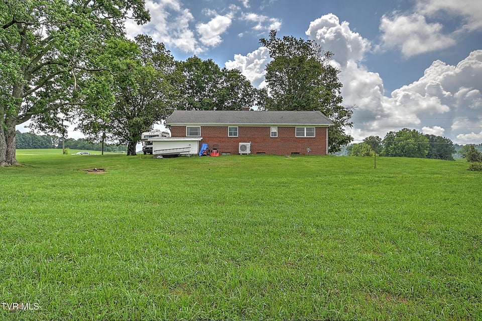 Photo #41: 430 Boles Lane
