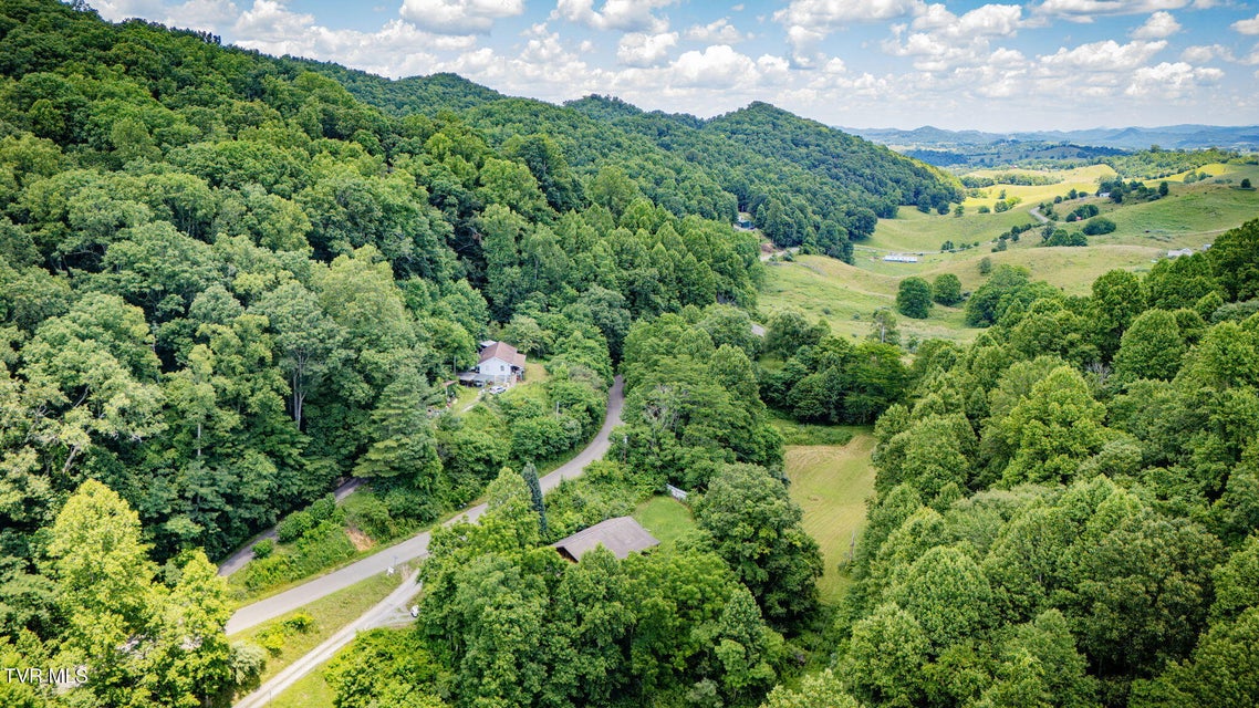 Photo #36: 29 Scarberry Hollow
