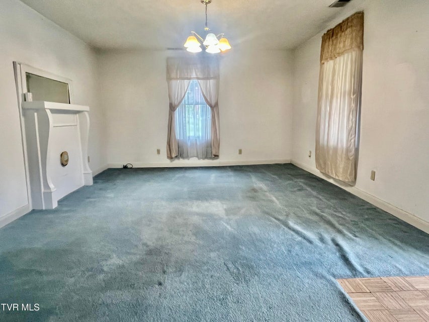 Photo #4: 367 Jackson Street